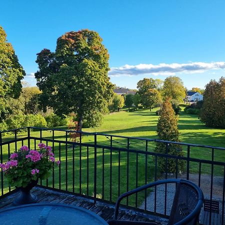 Thottska Villan Stromsholm エクステリア 写真