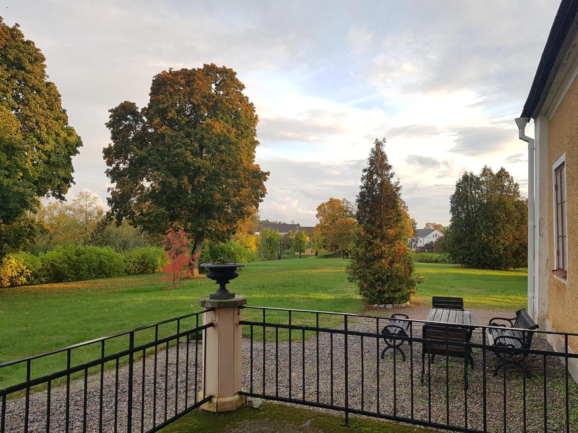 Thottska Villan Stromsholm エクステリア 写真